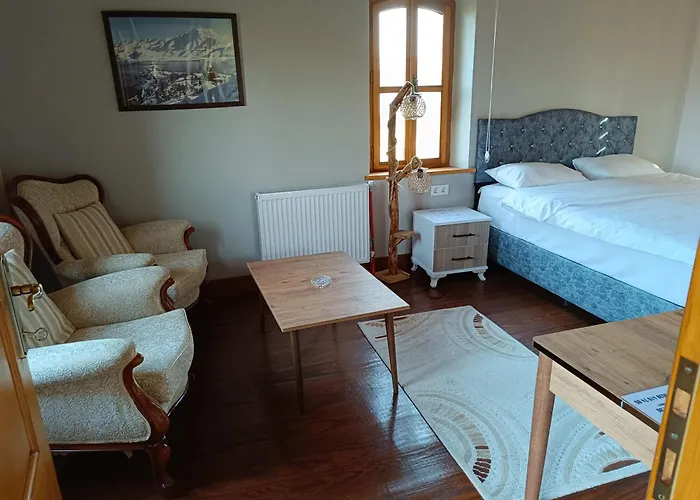 Doga Park Istasyon מלון *