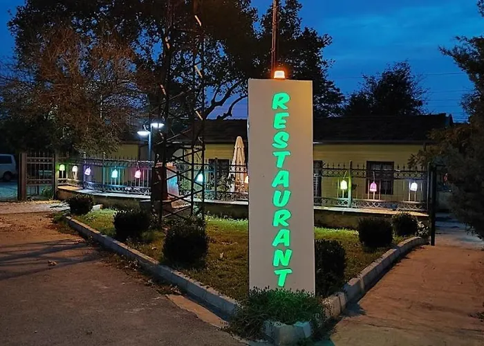 Doga Park Istasyon ホテル